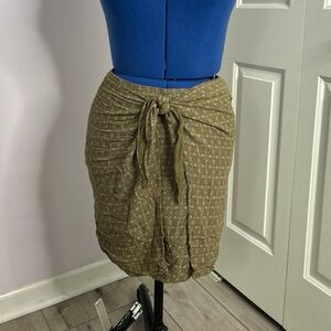 patterned Wrap skirt AND can be used as a shirt!